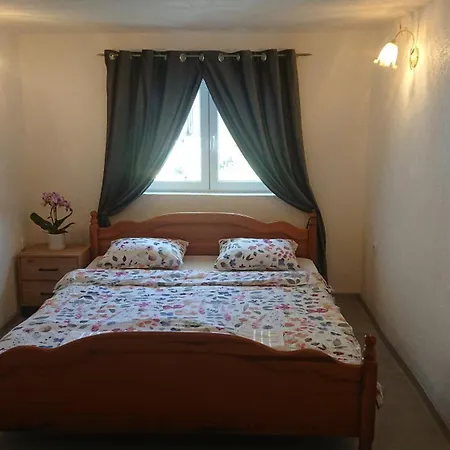 Delux Apartmans Kulen Vakuf Exterior photo